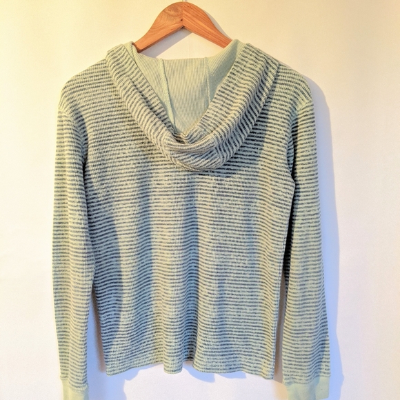 🐈Volcom‎ hoodie🐈 - Picture 6 of 8